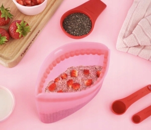 TUPPERWARE the Ultimate Silikonowa Torba Mała 540 ml pink