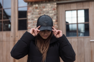 Kentucky czapka Trucker Light BLACK 